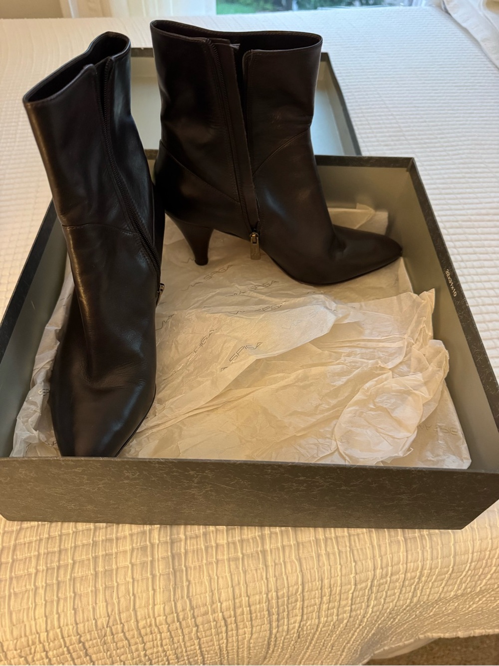 Via Spiga Brown Leather booties